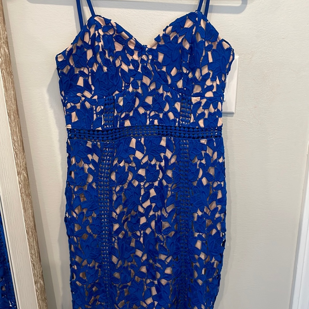 Lulus blue lace dress